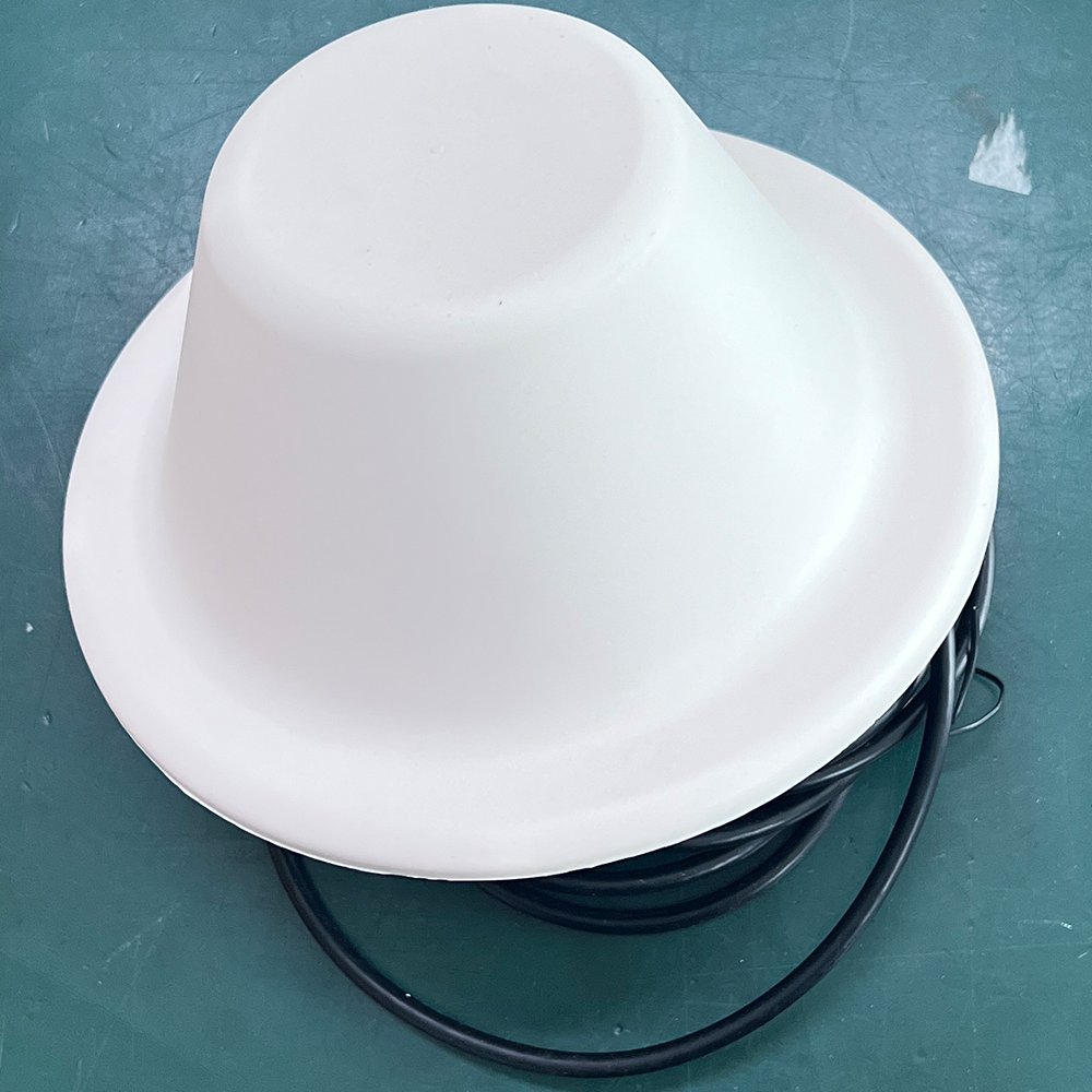 5G 800-3700MH Indoor Ceiling Antenna Omni Directional GSM Antenna signal amplifier